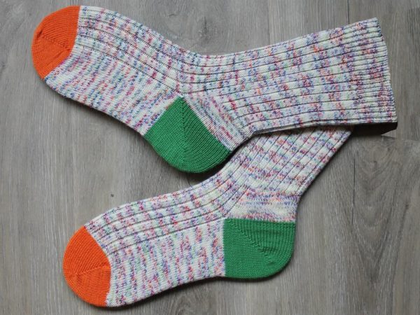 Vrolijke wollen sokken maat 39-40