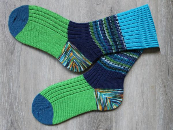 Groen met blauwe wollen sokken maat 37-38