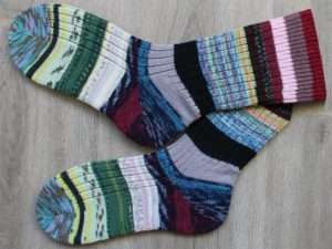 Opvallende sokken met glim randje maat 37-38